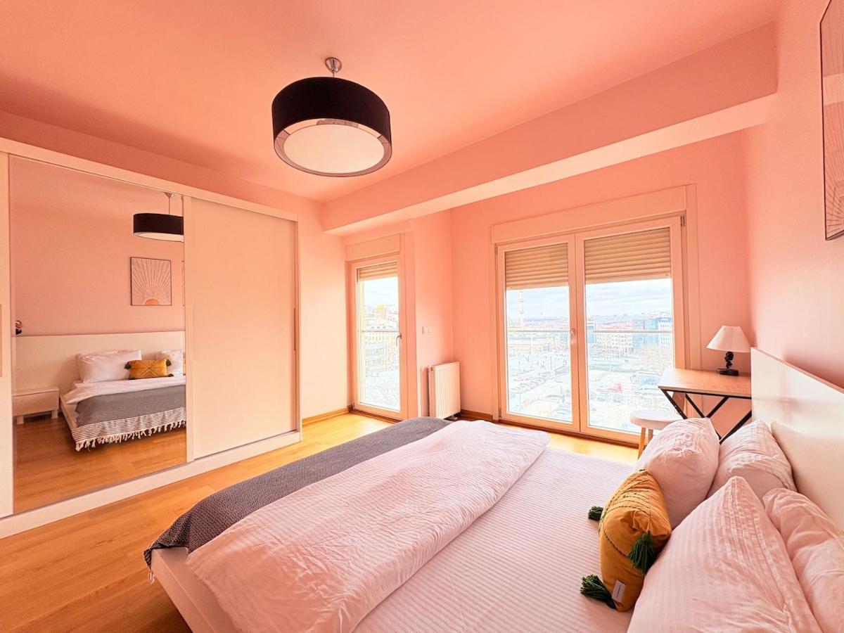 Daire Wonder Homes- Luxury Flat With Taksim Square View Mete14